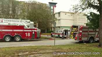 1 injured in southeast Houston apartment fire that forced 20 to evacuate - KPRC Click2Houston