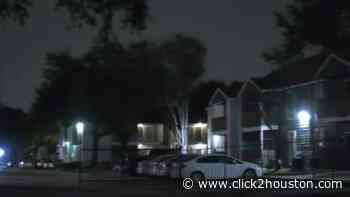 Woman stabbed to death at apartment complex in west Houston, police say - KPRC Click2Houston