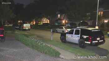 Police believe man shot himself after shooting 4 family members, killing 2 - KHOU.com