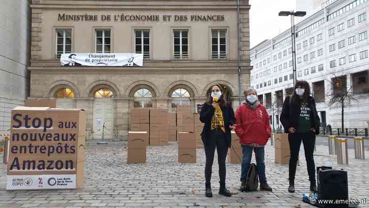 Klimaatactivisten protesteren in Parijs tegen expansiedrift Amazon