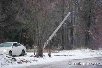 Single vehicle collision on Peoples Road