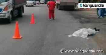 Video: Migrante que caminaba entre Curití y San Gil, murió tras ser atropellado por una turbo - Vanguardia