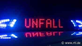 Zwei Menschen bei Unfall in Guben teils schwer verletzt - RTL Online