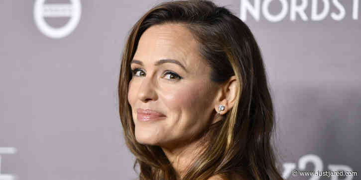 Jennifer Garner Just Recreated This Hot 'Alias' Scene For 2020 & It's Very Relatable