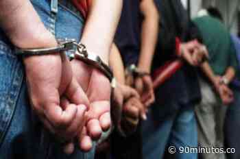 En Caicedonia fueron detenidos dos hombres por transporte de estupefacientes - 90 Minutos