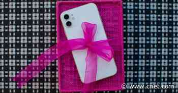 If you have Amazon Prime, don't shop for holiday gifts without using these benefits     - CNET