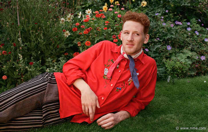Willie J Healey gets festive on new track ‘Merry Christmas’