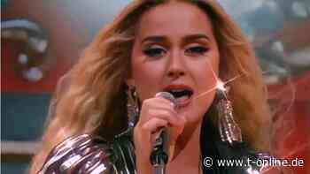 Katy Perry oder Adele? Dieses Bild lässt die Fans verwirrt zurück - t-online.de
