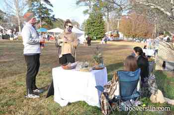 Bluff Park holds first arts & crafts Holiday Market at Hare Farm property - Hoover Sun