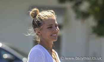 Elsa Pataky shows off her natural beauty as she steps out makeup free for a stroll