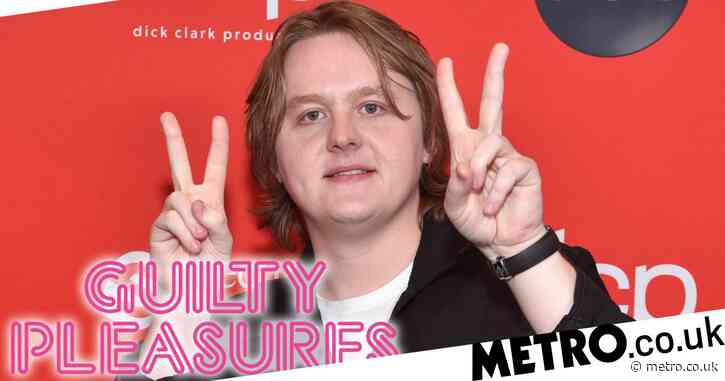 Lewis Capaldi admits mum is ‘afraid’ he’ll fall into drugs and alcohol but his acid reflux won’t let him