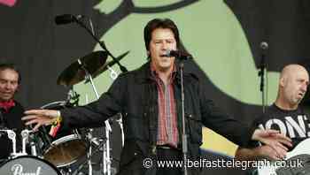 Shakin’ Stevens performs festive hit for William and Kate and transport workers