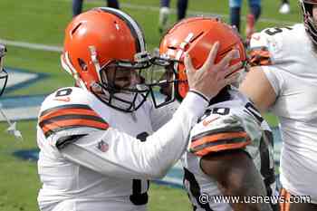 Mayfield Throws 4 TDs in 1st Half, Browns Beat Titans 41-35