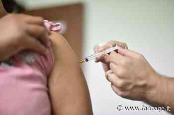 Monza, la denuncia dell’ordine dei medici: “I vaccini ci sono, ma solo se paghi 65 euro” - Fanpage.it