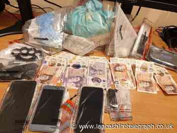 Knuckle dusters, cash and suspected class As seized in Nelson from 'suspicious' vehicle