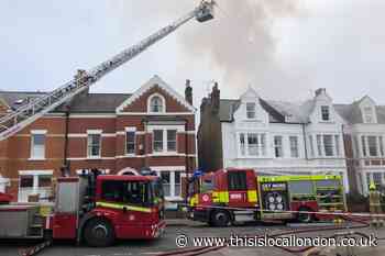 Firefighters battle blaze in Wandsworth