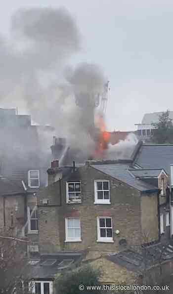 Huge fire destroys Wandsworth flat