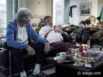 Arthur Sadoun binges potato chips with a COVID belly in Publicis' holiday video