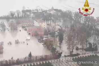 La paurosa alluvione a Modena vista da vicino da chi sta vivendo un disastro che purtroppo si ripete - greenMe.it