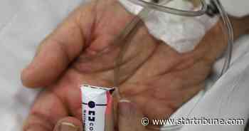 Walz urges mask-wearing as bridge to vaccine