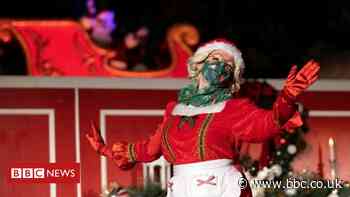Covid: Fauci warns Christmas is 'greater challenge' than Thanksgiving
