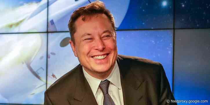 SpaceX just won $885 million in federal subsidies to expand Starlink, Elon Musk's satellite-internet project