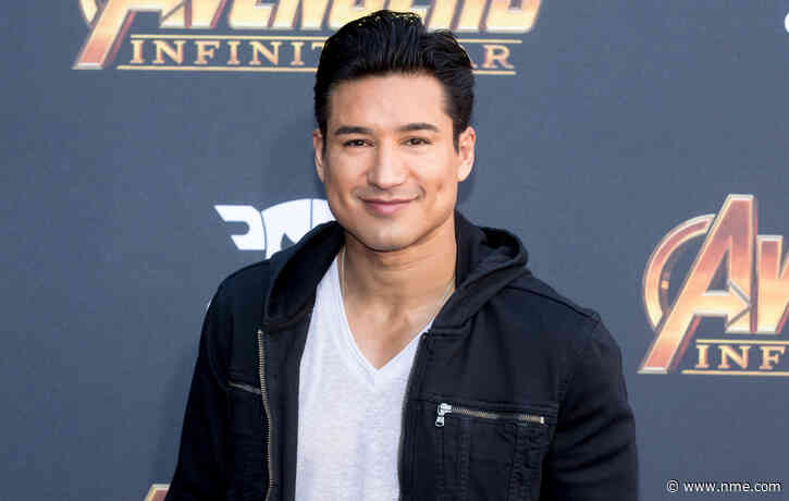 ‘Saved By The Bell’ star Mario Lopez plays “sexy” Colonel Sanders in KFC mini-movie