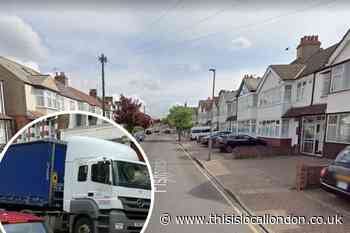 Lorries to be banned from driving through Tooting Fishponds