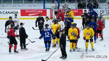 Canadian world junior hopefuls set to return to ice after positive COVID-19 tests
