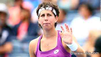 Tennis star Carla Suarez Navarro back hitting on court despite cancer treatments