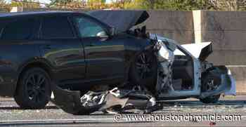Woman killed in 4-car crash on Southwest Freeway, Houston police say - Houston Chronicle