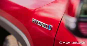 While automakers push EVs, buyers start to dig hybrids     - Roadshow