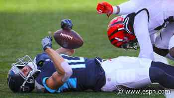 Titans' Humphries lands back on injured reserve