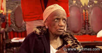 Helen LaFrance, Folk Artist of Rural Kentucky, Dies at 101