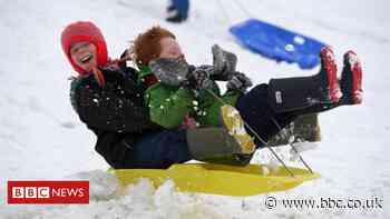 Climate change: Snowy UK winters could become thing of the past