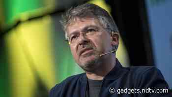 Apple’s Self-Driving Car Unit Handed Over to AI Chief Who Oversees Siri: Report