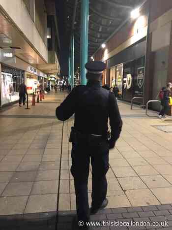 Police interrupt drug deal in Bexleyheath Broadway operation