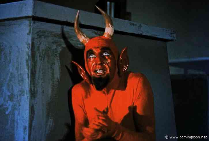 Win Four Tickets to Live Santa Claus vs. The Devil Riff With The Mads!