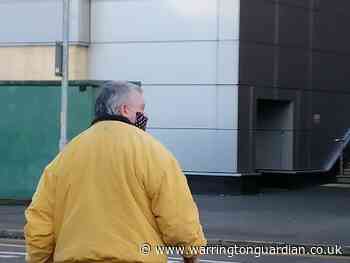 Flasher exposed himself to dog walker from bedroom window