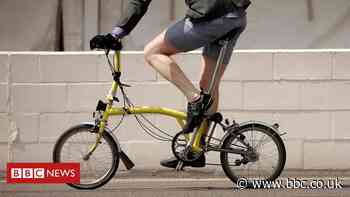 Brompton bikes: Production delay after UK port problems