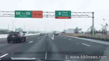 New, separate ramp from Toronto-bound QEW to 403 brings confusion and traffic jams - 680 News