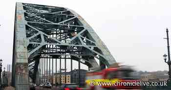 Tyne Bridge to be left in 'eyesore' state for another year