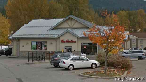 Southern Alberta woman arrested after mask dispute at Revelstoke, B.C. Tim Hortons