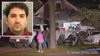 Chase suspect identified after crash into family's house, three vehicles in Atascocita - KHOU.com