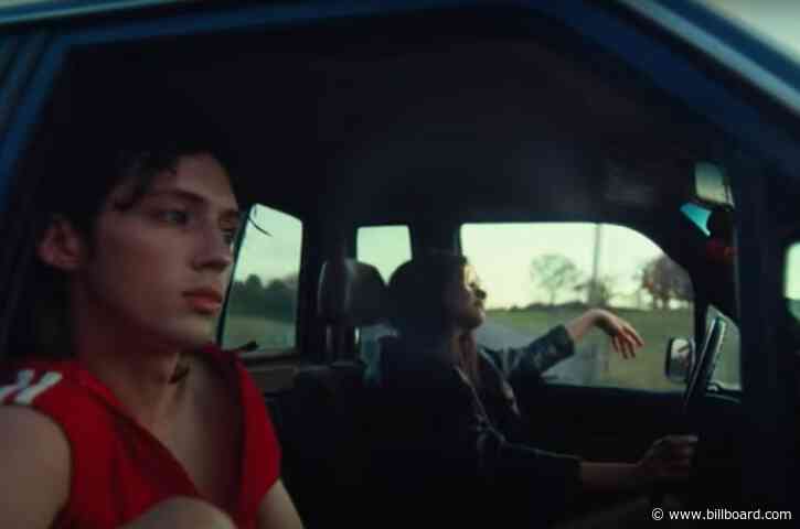 Troye Sivan & Kacey Musgraves Are On the Run in New Video for ‘Easy’ Remix With Mark Ronson