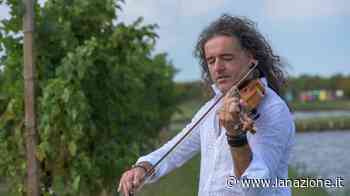 Il debutto solista del violinista e polistrumentista di Modena City e Casa Del Vento - LA NAZIONE