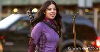 Hailee Steinfeld finally confirms she's in the new Marvel Hawkeye series     - CNET