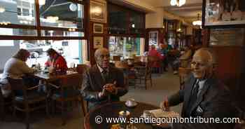Cafés tradicionales de Buenos Aires pelean por sobrevivir - San Diego Union-Tribune en Español