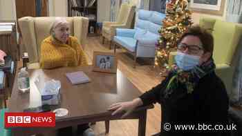 Translink: Belfast bus driver praised for care home visit detour