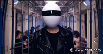 Intense full-face Blanc mask filters air, hides your identity     - CNET